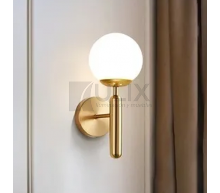 APLIQUE 1L E27 DORADO ANTORCHA CORTA GLOBO BLANCO