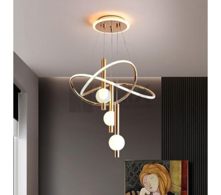 COLGANTE LED ESPIRALADO CON GLOBOS DORADOS